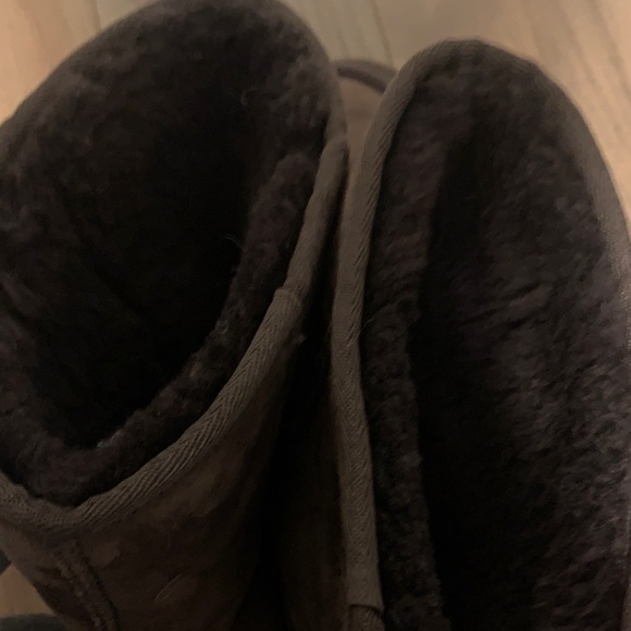 UGG Chocolate Suede Boots - Picture 4 of 4